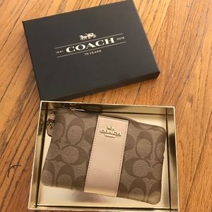Coach 2016 brown wallet wristlet purse clutch NEW